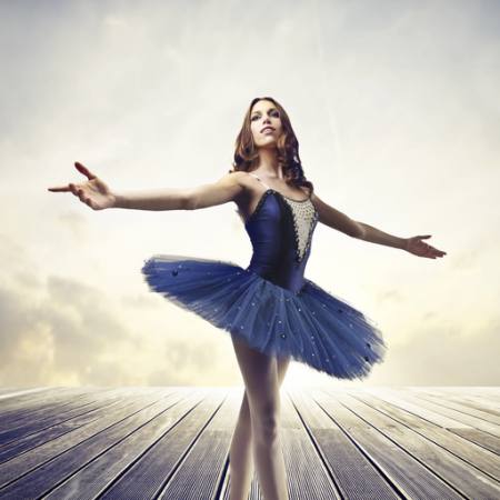 danseur, femme, fille, la danse, la scène, nuages Bowie15 - Dreamstime