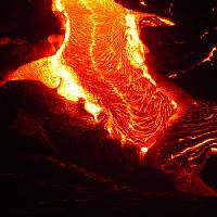 Pixwords L`image avec lave, volcan, rouge, chaud, le feu, montagne Jason Yoder - Dreamstime